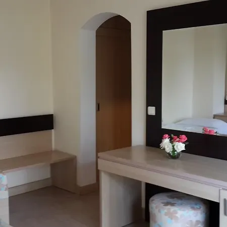 Club Nimara Feriested 4*